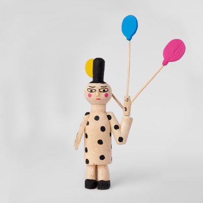 Niña with Balloons